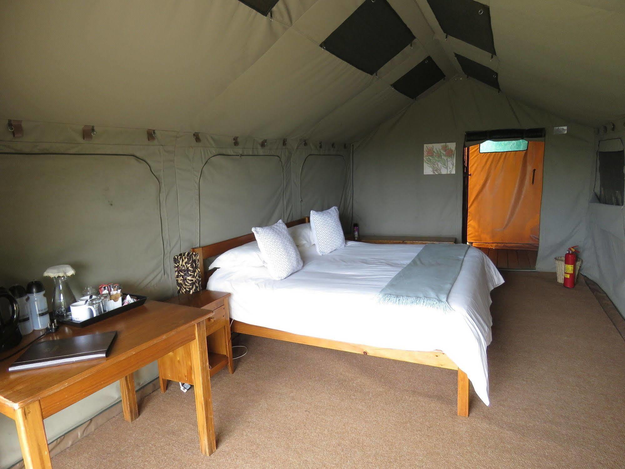 Woodbury Tented Camp - Амакала-Ґейм-Резерв Екстер'єр фото